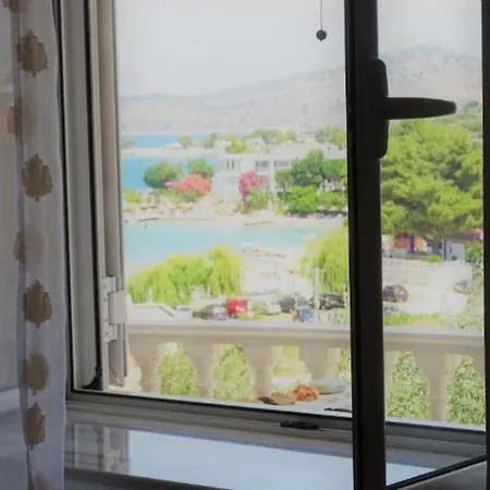 Butrinti Apartments * Ksamil