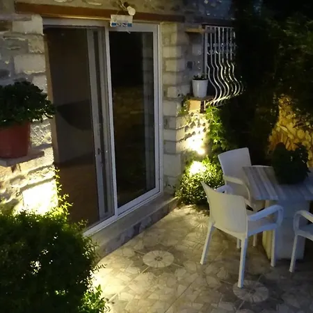Pensjonat Butrinti Apartments