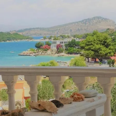 Butrinti Apartments بيت ضيافة